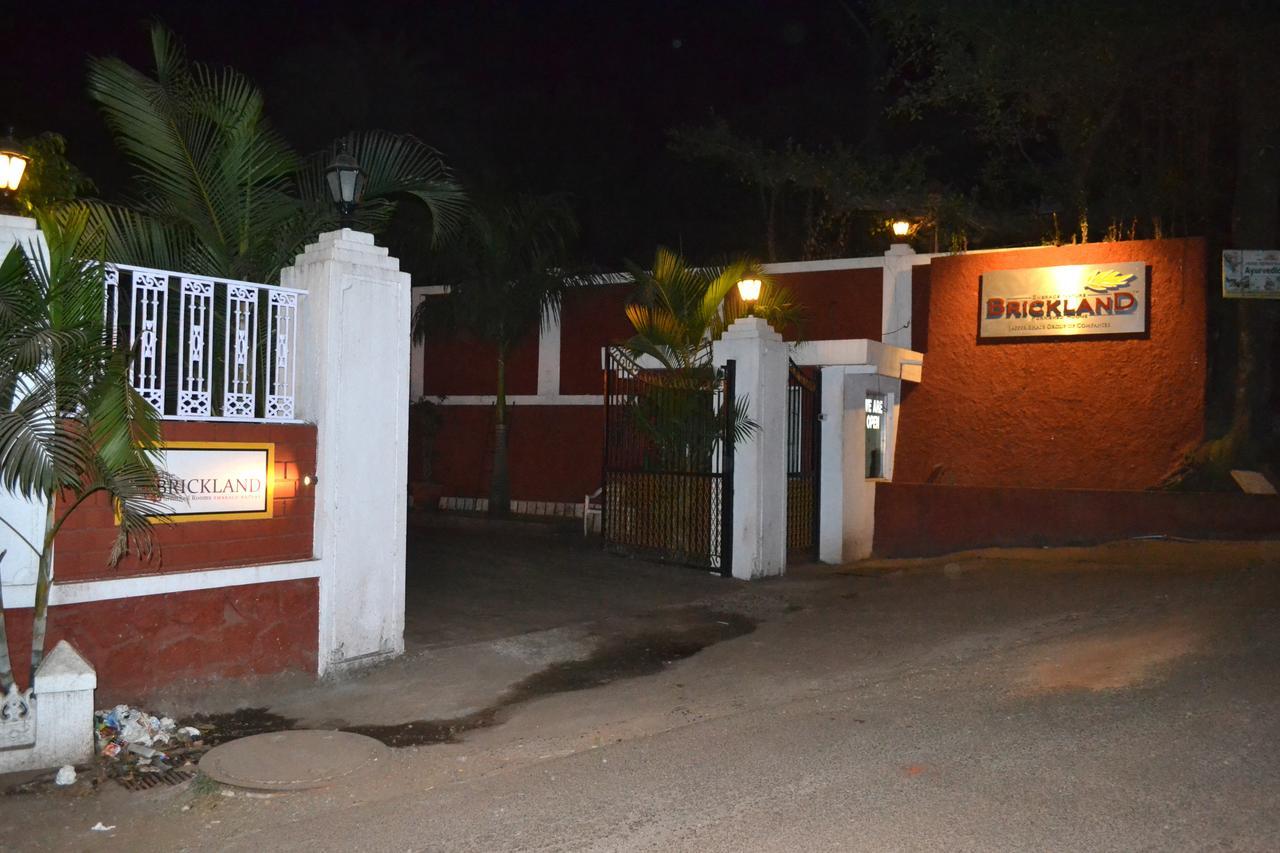 Jaffer Bhai'S Brickland Hotel Pānchgani Exterior foto